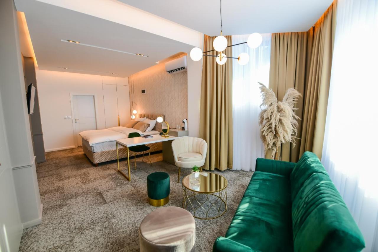 Hotel City View Prnjavor Bagian luar foto